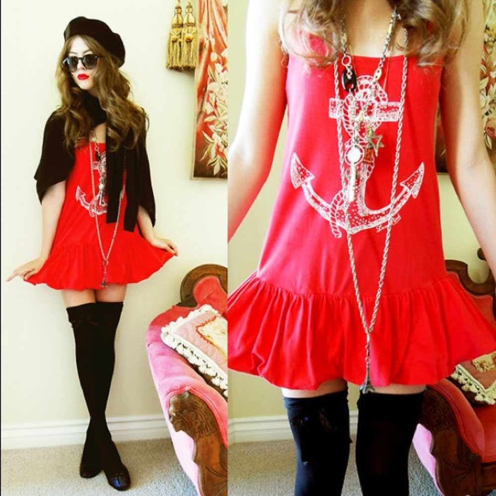 ❗️SOLD❗️PINK Victoria’s Secret Red Bubble Dress - Picture 2 of 7